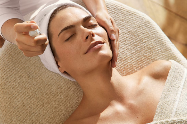 Soin Harmonisant pour le Visage Dr.Hauschka – 1h30 / 110€