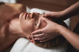 Massage du visage - 50 min:70€